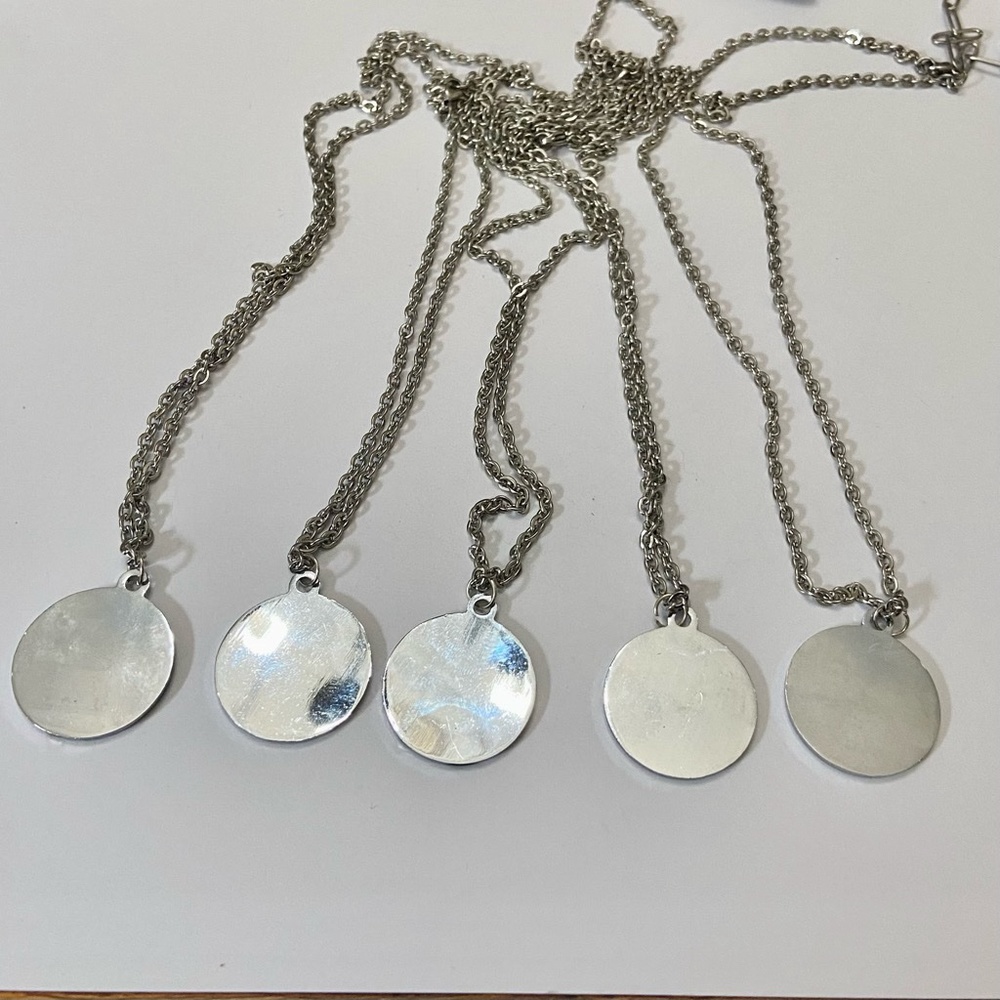 Vintage, 5-pc of Marvel Pendant Necklaces - Picture 3 of 11